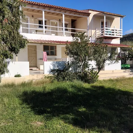 Petrakis Aris Apartamento Léntas